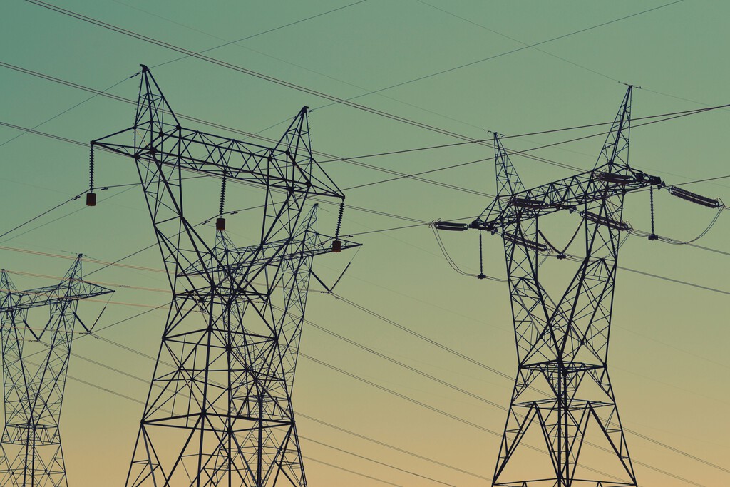 Ante la pregunta de cuánto durará el apagón, la respuesta de Red Eléctrica es "entre 6 y 10 horas"