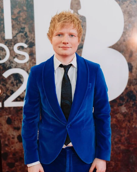 Por qué el TikTok de Ed Sheeran comiendo patatas fritas es más importante (y necesario) de lo que piensas