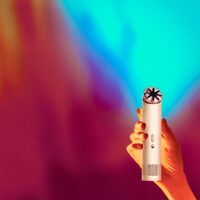 Dyson no solo hace aspiradores y purificadores enormes para casa. Así es su nuevo ventilador portátil que podrás llevar siempre encima 