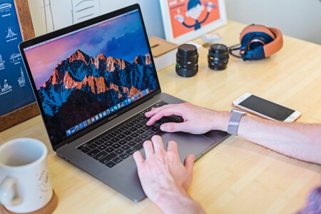 macOS Monterey está causando numerosos problemas en Macs antiguos: la actualización ha dejado inservibles a algunos equipos