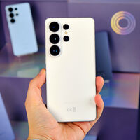 
No, la carga inalámbrica rápida de tu Galaxy S26 Ultra no está rota. Es que no estás usando el accesorio correcto