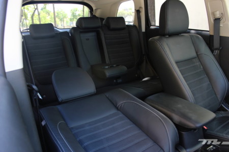 Mitsubishi Outlander Phev 365