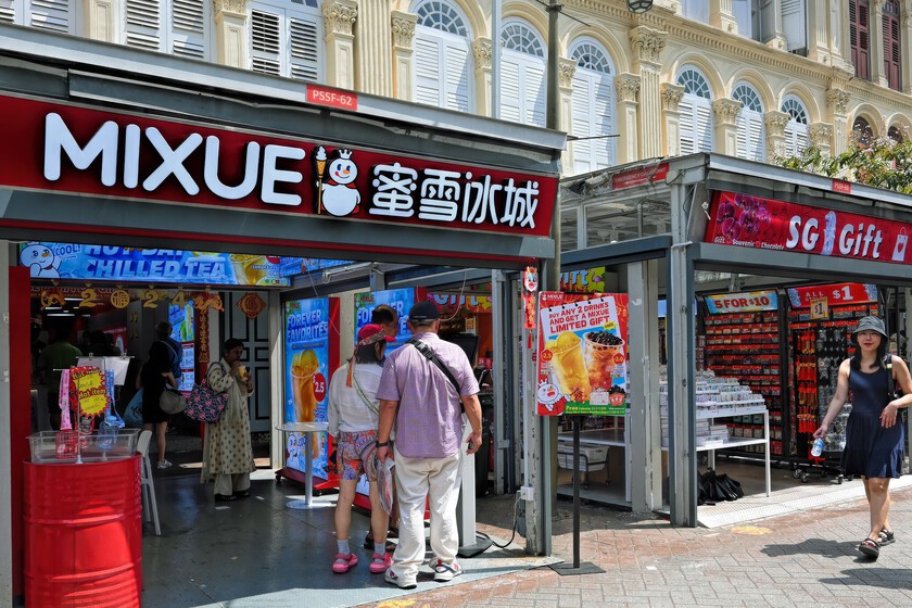 30 years ago a young Chinese man set up an ice cream stand. Now he leads an emporium with more stores than McDonald’s