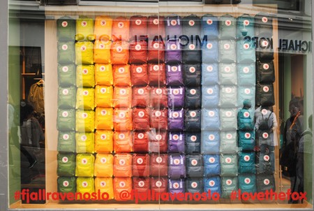 La mochila perfecta para tus aventuras es de Fjällräven, está rebajada en El Corte Inglés y no, no es la que lleva todo el mundo
