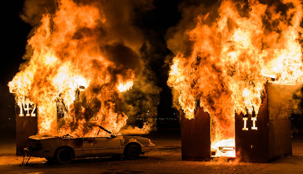 Los bomberos de la Comunidad de Madrid explican los errores más comunes que cometemos en los incendios (y cómo evitarlos)