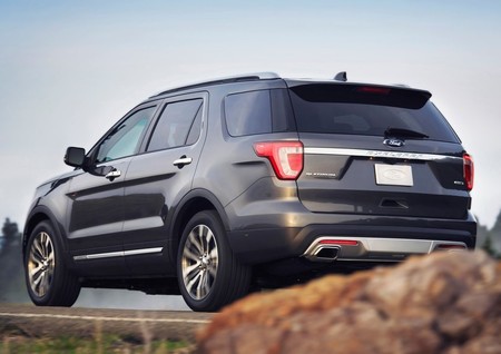Ford Explorer 2016 1024 07