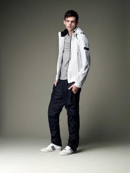 Burberry Sport Primavera-Verano 2010, una apuesta por lo más deportivo