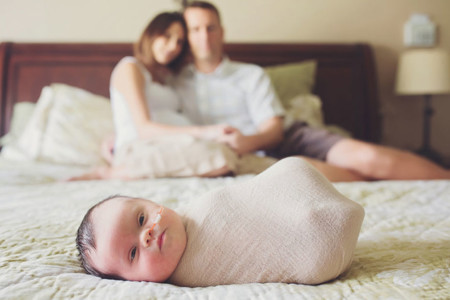 Su hija nació con un tumor cerebral inoperable e hicieron esta emotiva sesión de fotos para recordarla por siempre