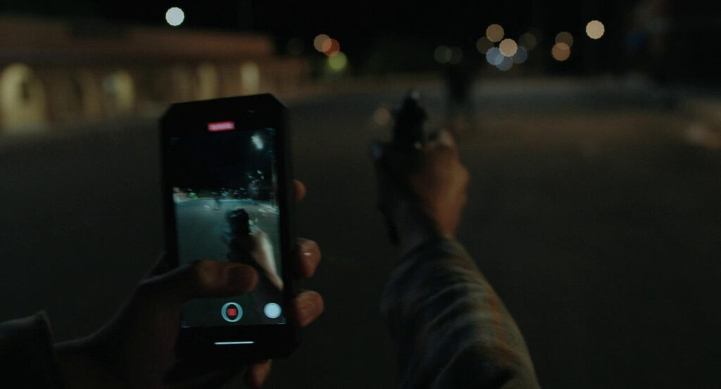 Meses después de fracasar en cines, se estrena en streaming un ambicioso neo-western que pretende retratarnos en nuestra peor faceta