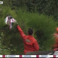 La fortísima caída de Stuart Easton en Brands Hatch