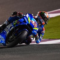 Álex Rins vuelve a avisar robando a Maverick Viñales el mejor registro del segundo día de test en Catar