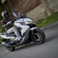 Más equipado, con mejor protección y más moderno: así es el nuevo BMW C 400 GT