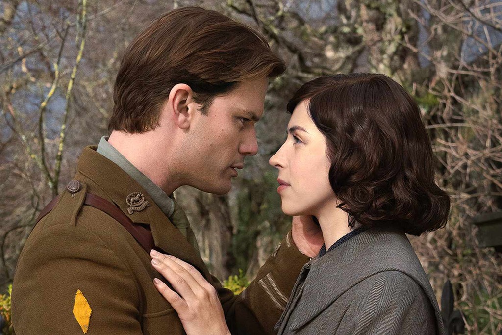 'Sangre de mi sangre' no solo es la precuela ideal de 'Outlander', también funciona de forma independiente. Y
trae de vuelta lo que me enamoró de la serie al principio