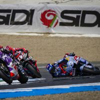 Álex Márquez, en el ojo del huracán en MotoGP: Maverick Viñales le acusa de agresivo y Ducati le echó la bronca 