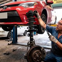 Scotty Kilmer, mecánico: “una de las estafas más comunes de los mecánicos es que te diga que necesitas amortiguadores nuevos en tu carro” 