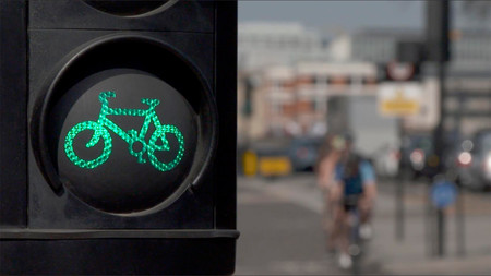 Chaqueta inteligente para ciclistas desarrollada por Ford