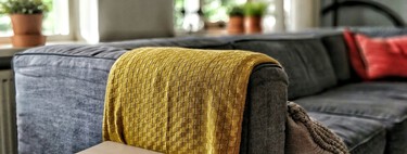 Primark lanza una cesta ideal para guardar las mantitas del sofá: es bonita y barata