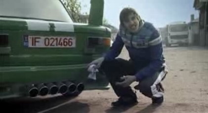 Coches, chicas, carreras y humor en Rumanía: The fast and the furious no es nada al lado de esto