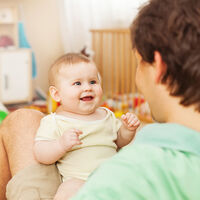 El 'cucú-tras' es más importante de lo que crees: nueve beneficios que aporta este popular juego de escondite