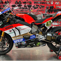 Esta Ducati Panigale V4 R ha hecho un podio en el WSBK. Ahora sale a la venta y es el mejor regalo para el Día del Padre