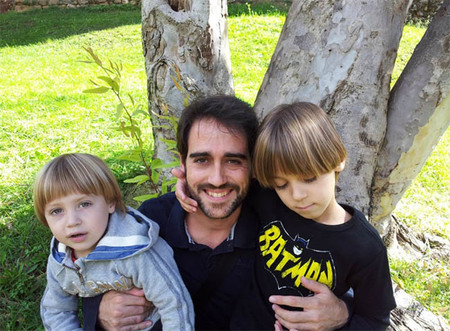 De camino al cole: "Papá, hoy no hables con nadie"