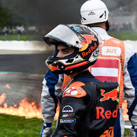 Tremendo: la moto de Dani Pedrosa terminó en llamas en su regreso a MotoGP tras un accidente con Lorenzo Savadori 
