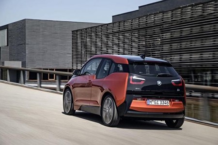 BMW i3 trasera