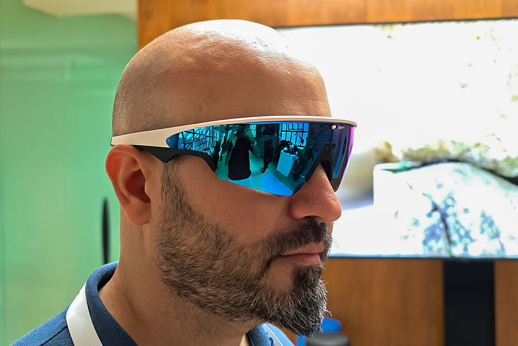 Hemos probado las Oakley Meta Vanguard: Meta ha encontrado en el deporte extremo un nuevo nicho de mercado para sus gafas