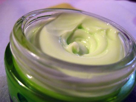 Algunos consejos para acabar con la piel grasa
