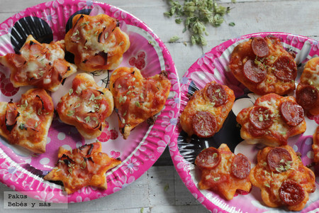 Mini Pizzas con formas divertidas para una fiesta de Carnaval