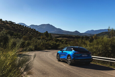 Alpine A390gt Bleualpinevision Action C Thomascortesi Cetadiprod 12