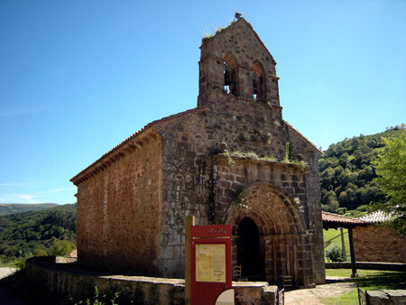 Iglesia De Santa Juliana De Lafuente