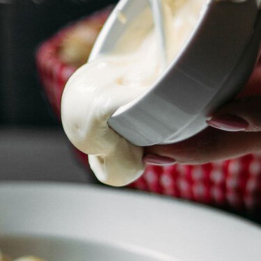 Edna Alanís, experta en cocina mexicana: “el secreto para una bechamel perfecta es usar leche entera y nuez moscada”