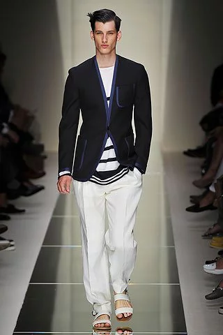 Cómo conseguir un look navy para este verano