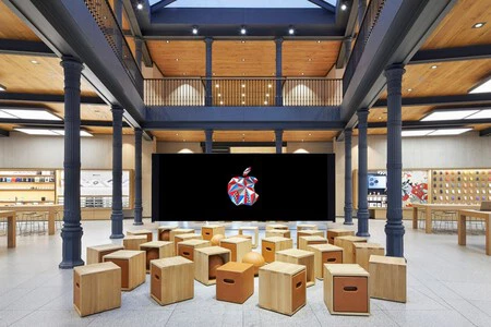 Apple 4