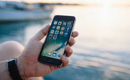 Los smartphones se han convertido en una pesadilla para el medio ambiente. Y va a ir a peor