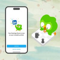 ¿Duolingo en LinkedIn? Sí, ahora tu Score puede verse para llamar la atención de reclutadores y de paso te reta al ajedrez 