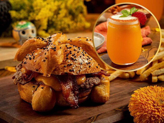 Esta es la hamburguesa de pan de muerto que puedes probar en CDMX junto con bebidas especiales de otoño