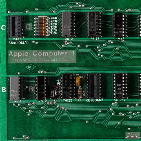 Apple Computer 1