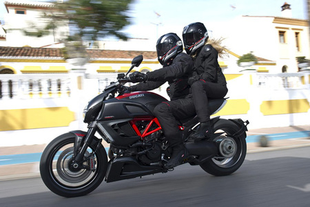 Ducati Diavel Carbon 2013