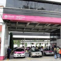 Verificentros cierran sus puertas por la emergencia, pero las autoridades extienden prórroga hasta junio