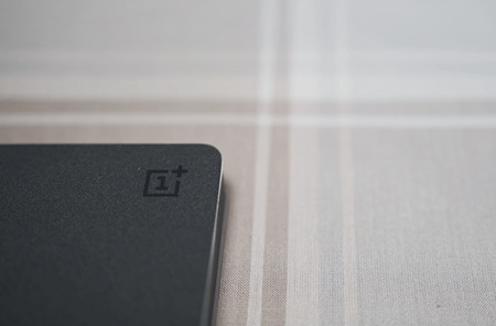 Se confirman detalles sobre OnePlus 2: bandas LTE y batería, será más pequeño que One