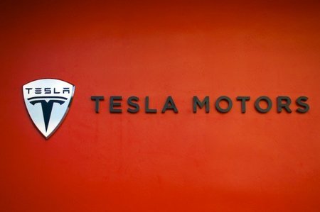 Logo_tesla