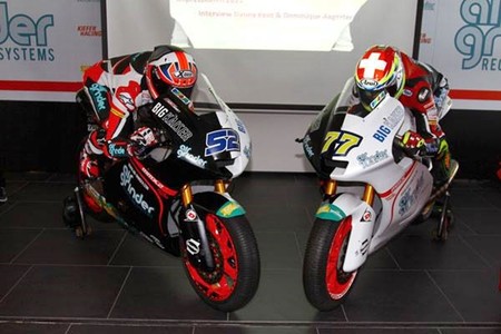 En blanco y negro: así de bipolar vuelve la Suter de Moto2 en el Kiefer Racing