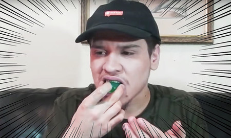 Comer cápsulas de detergente líquido: el nuevo y peligroso reto en Internet