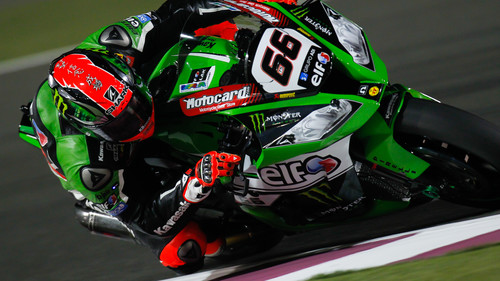 Tom Sykes se hace con la pole en Catar y Xavi Forés brilla con el tercer mejor tiempo