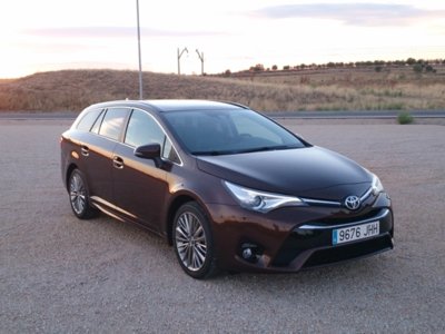 Toyota Avensis Touring Sports 150D, prueba: motor y conducción