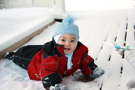 La foto de tu bebé en febrero: el bebé en invierno