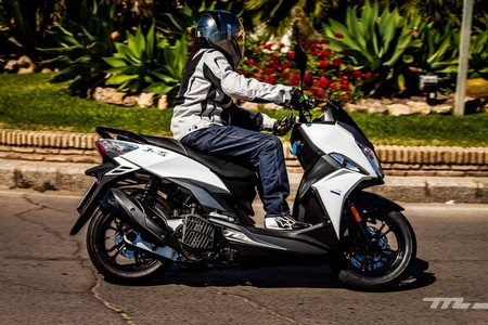 Sym Jet14 125 Lc 2018 011