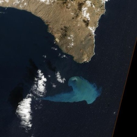 La foto de la erupción del El Hierro, finalista a ser imagen del año de la NASA
